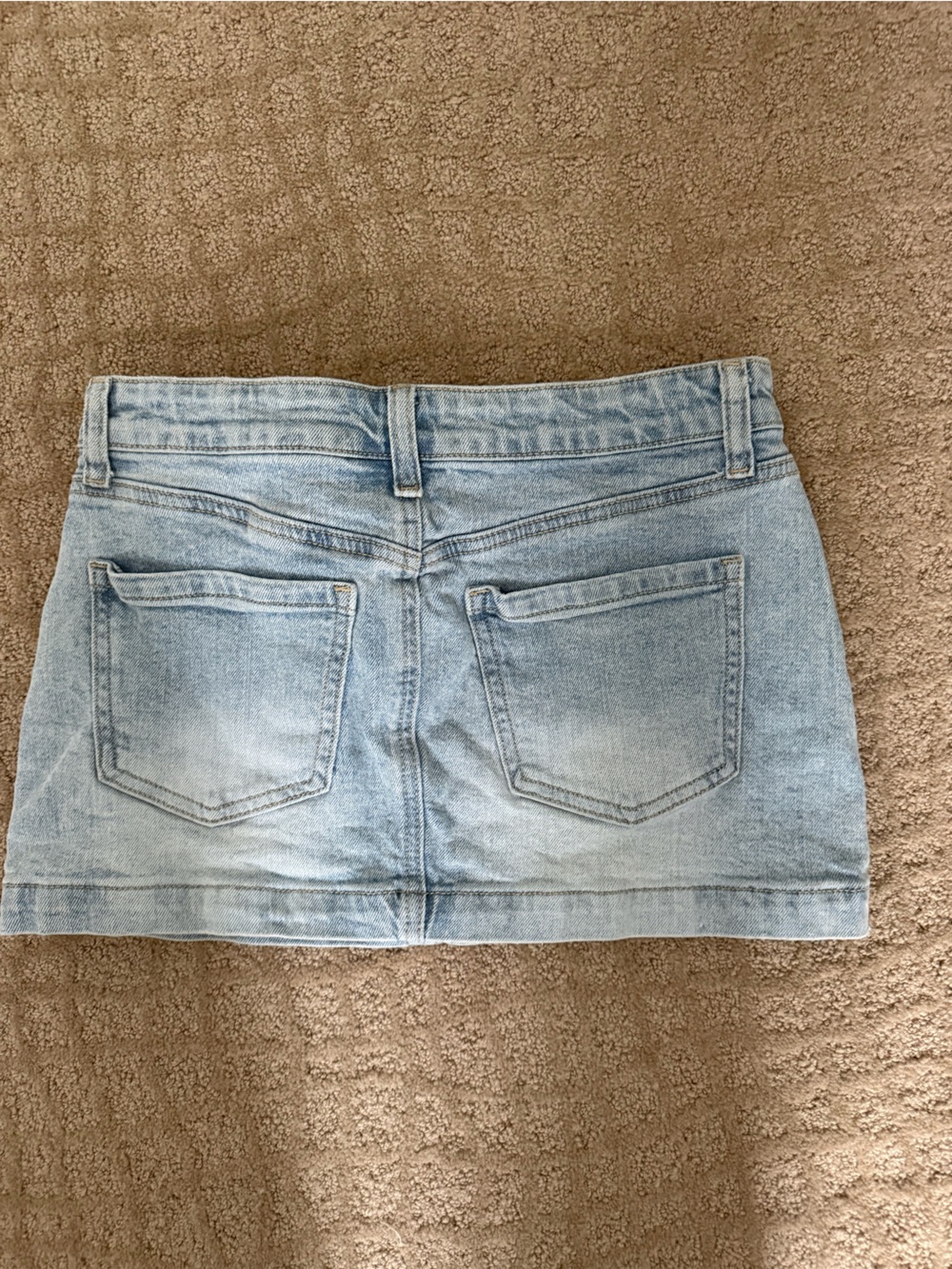 RSQ Light Blue Distressed Denim Shorts - Picture 3 of 4